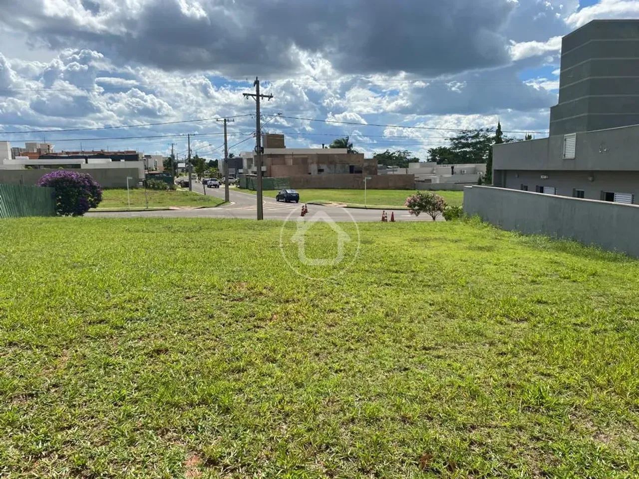 TERRENO PLANO C/ EXCELENTE LOCALIZAÇÃO - Foto 3