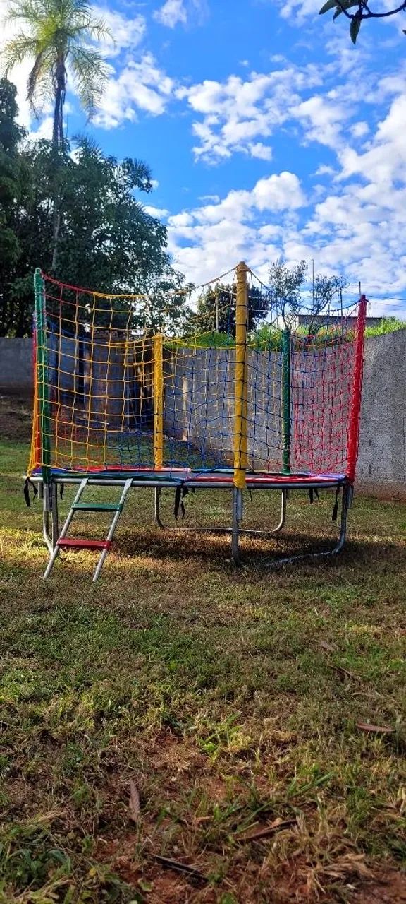 Aluguel de Mesas Cadeiras e Cama Elástica em Sobradinho  - Foto 5