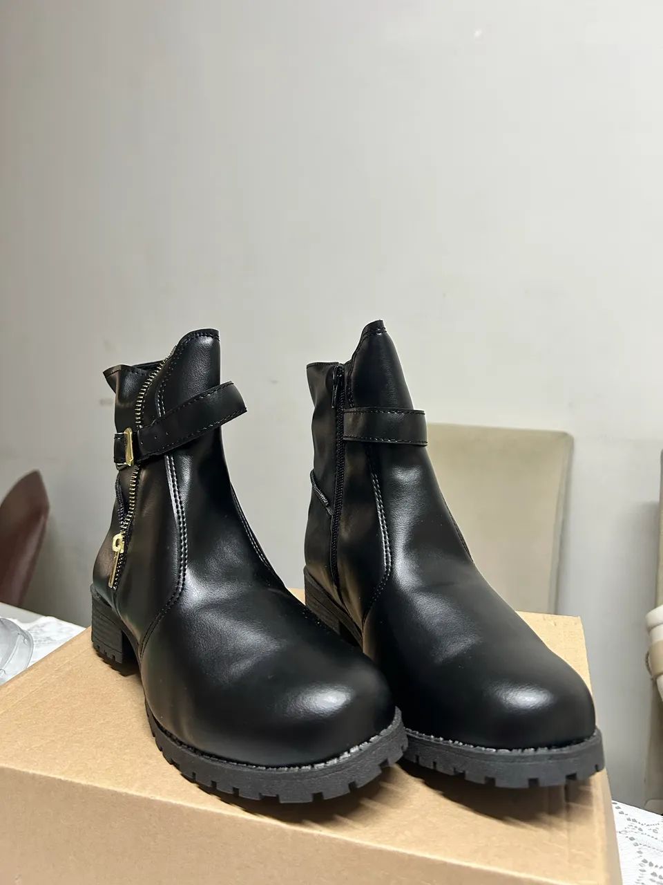 Vende-se: bota feminina  - Foto 4