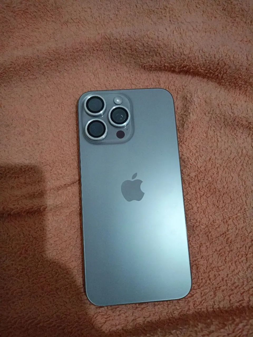 iPhone 15 pro Max  - Foto 2