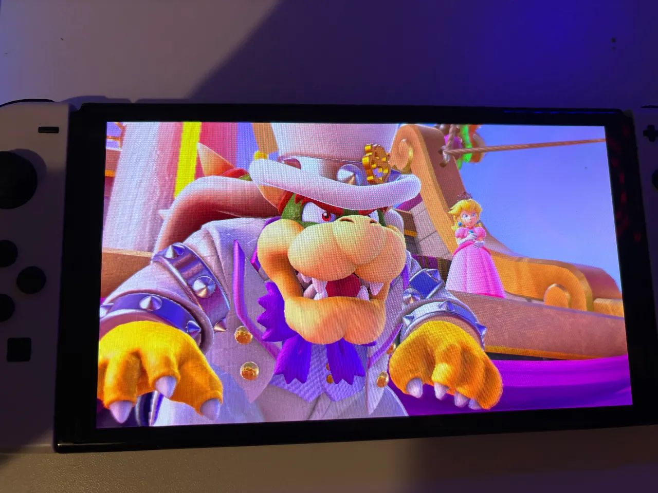 Nintendo Switch OLED Desbloqueado + microSD 128GB - Foto 2