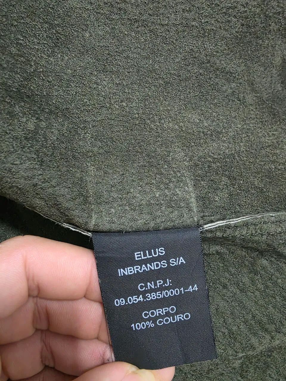 Camisa couro legítimo Ellus .tam M. Verde  - Foto 5