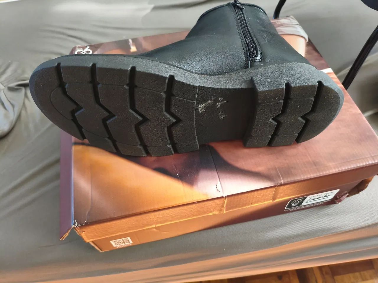 BOTA LAROCHE  - Foto 4