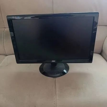 MONITOR AOC 19 POLEGADAS - USADO ENTRADA VGA