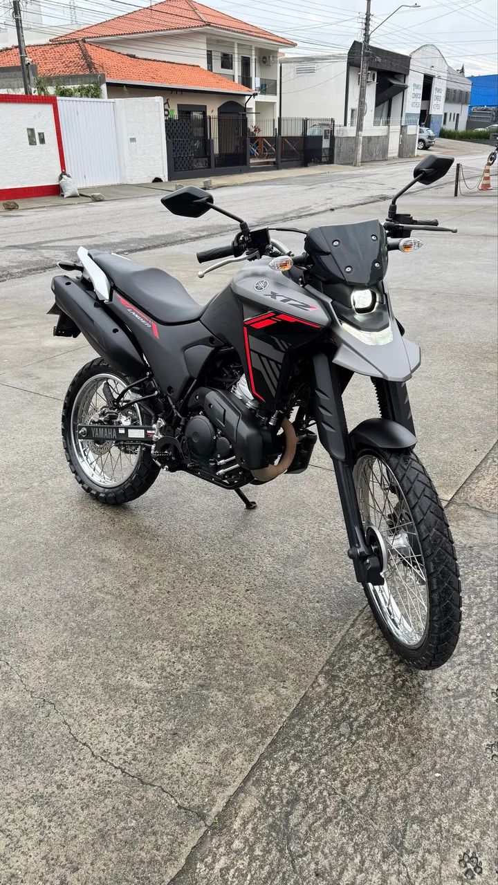 XTZ 250 - Lander 2025