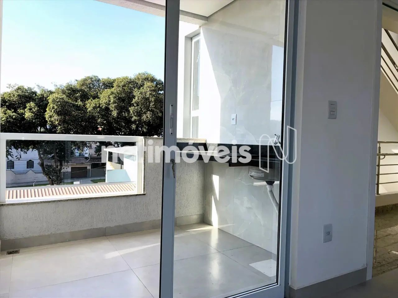 3 quartos prontos para instalação de ar-condicionado com 01 suíte e varanda, 100m²; - Foto 3