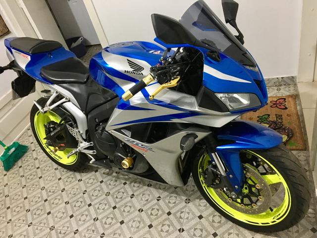 Cbr 600rr Edição Limitada Azul 2007 Motos Sananduva Rio Grande