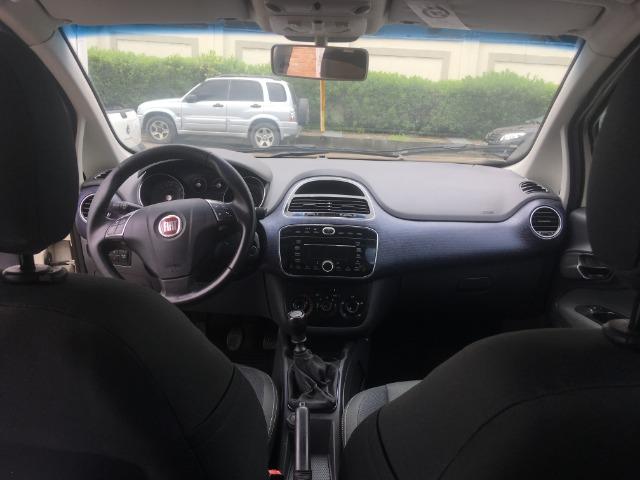 Fiat Punto Attractive 1.4 2015 - Foto 3