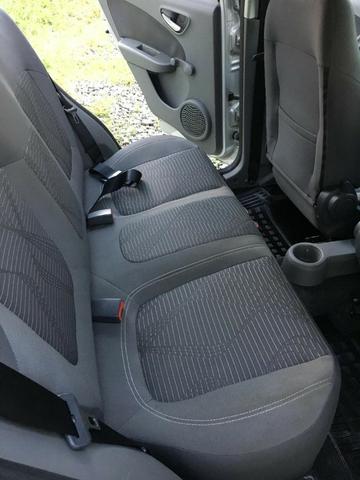 Fiat Palio Attractive 2014 1.0 8V Flex 4 portas Manual R$24.500 - Foto 12