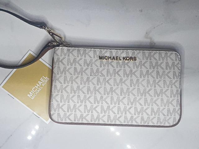 Carteira Michael Kors - Jet Set Travel Wristlet - Foto 3
