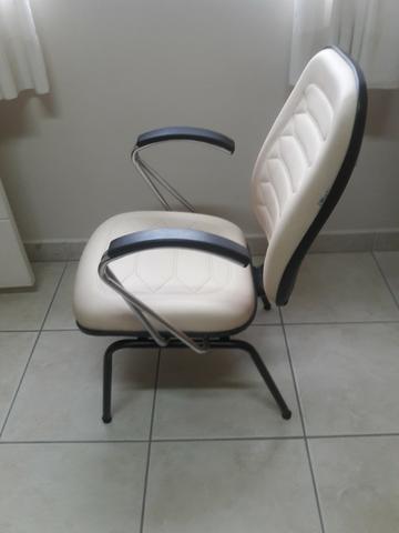 Cadeiras escritório / diretor fixas - Foto 2