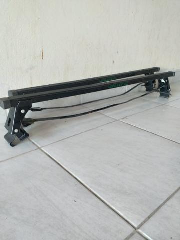 Rack/Suporte Universal para teto