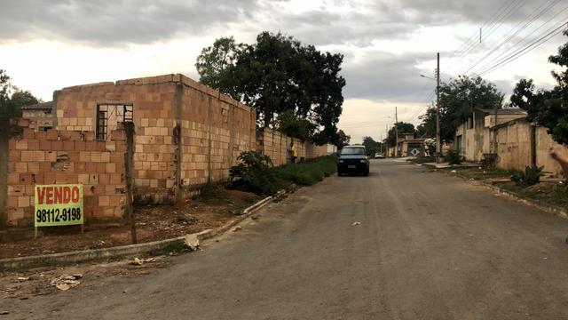 Lote de esquina 360m2 com Casa e Barraco Murado no Jardim Ingá! - Foto 6