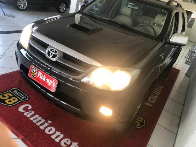 Toyota Hilux SW4 SW4 4X4 SRV AUT - Foto 4
