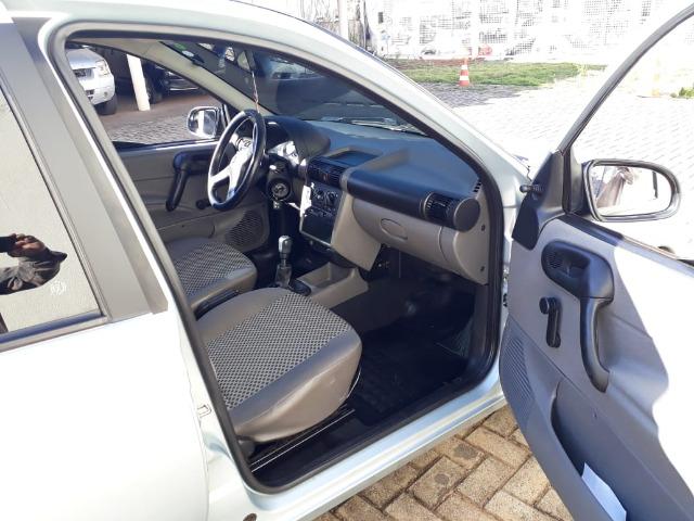 Classic 2010 com ar - Foto 13