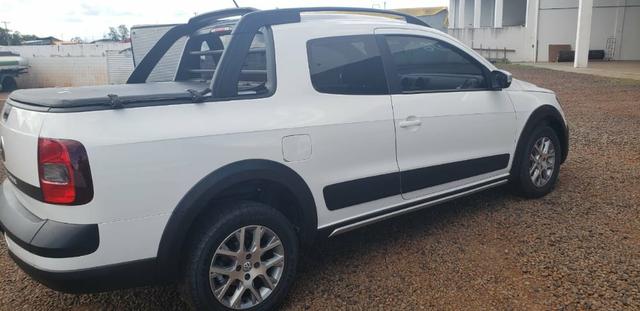 Saveiro Cross 1.6 cab. dupla 2016 - Foto 2