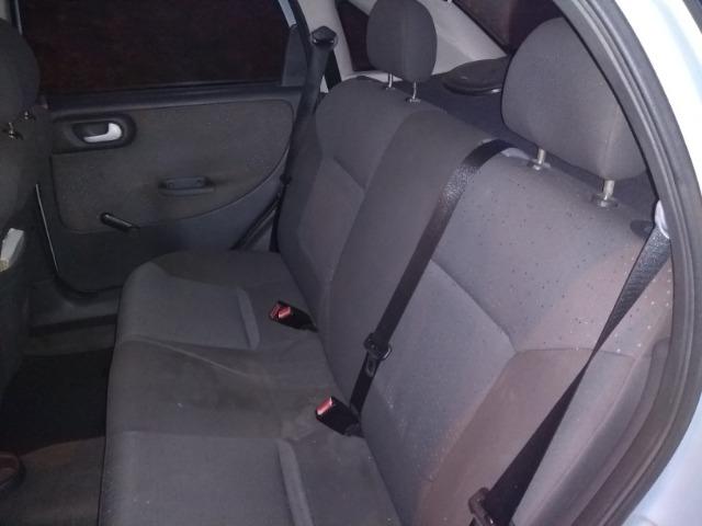 Corsa Sedan 1,4 Premium - Foto 10