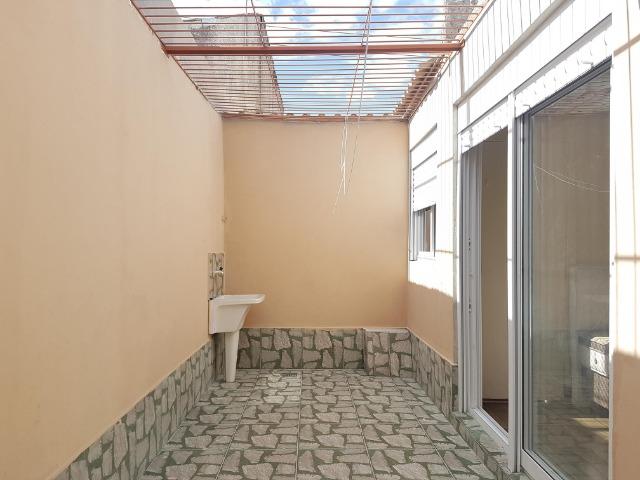 Casa reformada no Porto com 2 quartos - financiável - Foto 7