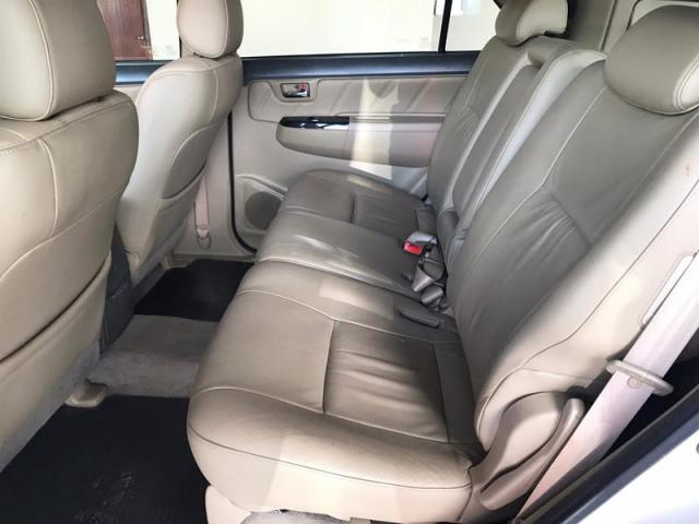 TOYOTA HILUX SW4 SRV 4X4 3.0 AUTOMÁTICA DIESEL - Foto 19