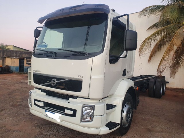 VM 270 6X2 LEITO 2011/12