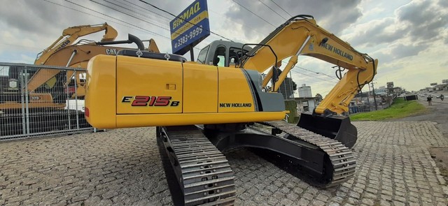 Escavadeira New Holland E215B-LC ME 2014 - Foto 2