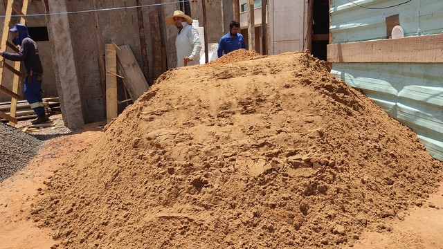 Areia lavada,Aterro(arenito) e Pedra brita - Foto 3