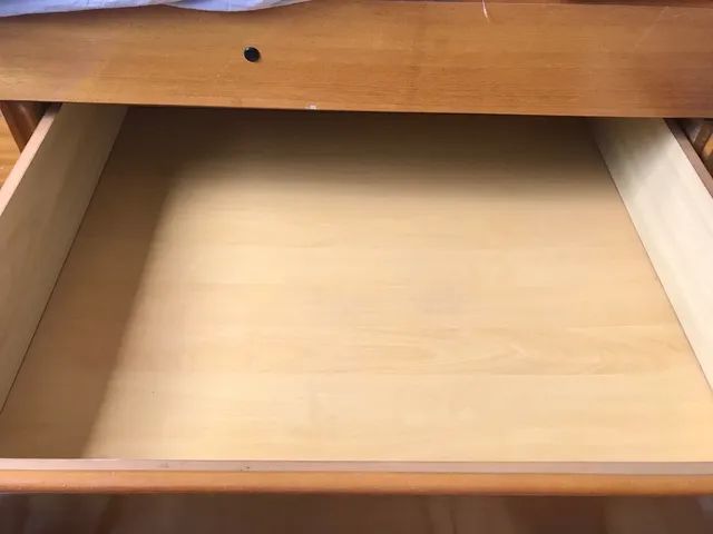 Cama de solteiro conjunto com 2 criados mudos - Foto 3