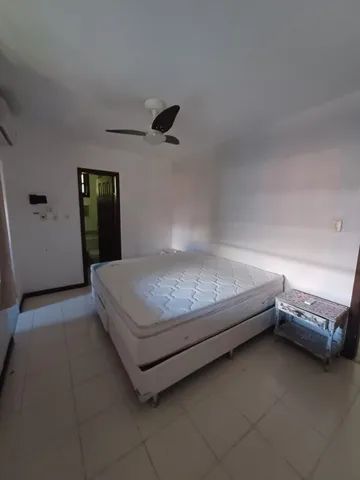 Linda casa 3/4, solta, térrea, Terreno 450m², condomínio, em Buraquinho!