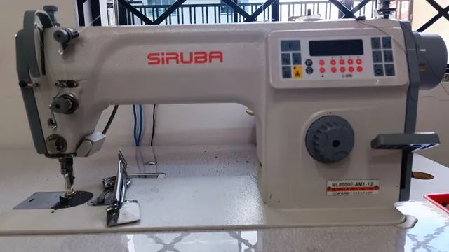 Máquina costura reta eletrônica Siruba