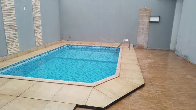 Casa com Piscina em Luzimangues.