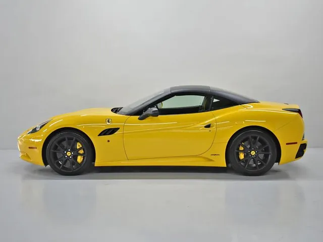 Ferrari California - MTA Brasil