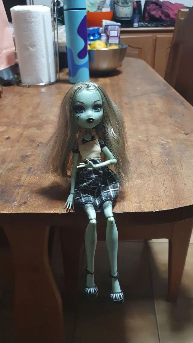 Boneca Monster High Frankie stein - USADA