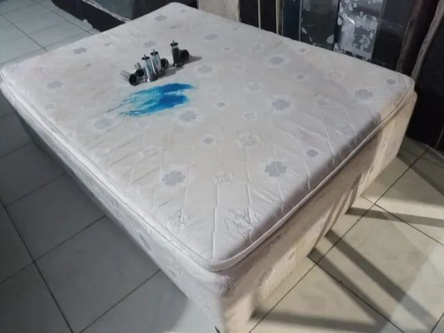 Vendemos cama casal usada por 330 reais 