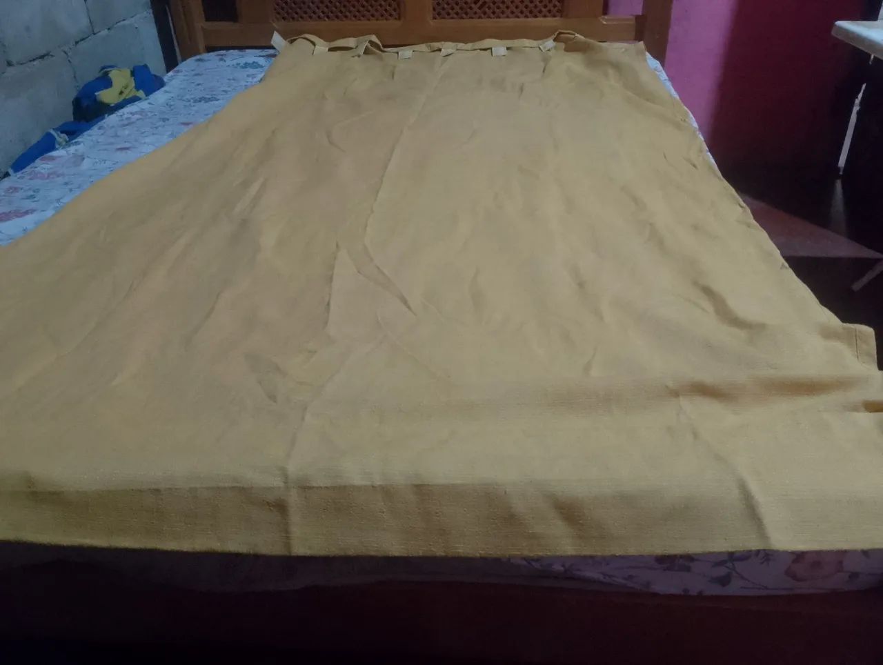 Vende se Cortina nova 