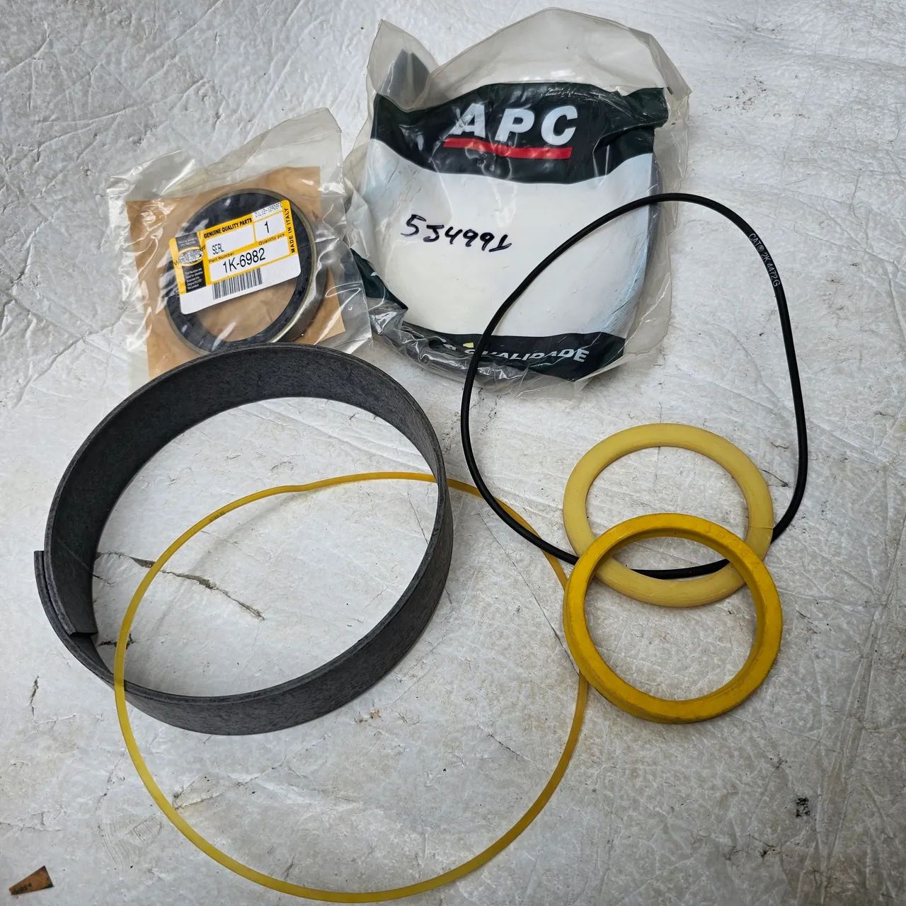 Carregadeira caterpillar 966 kit reparo cilindro levante 7X2666 - Foto 3