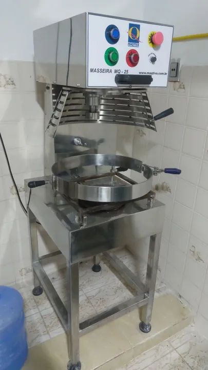 Masseira Inox mq25 maqtiva para massas/doces