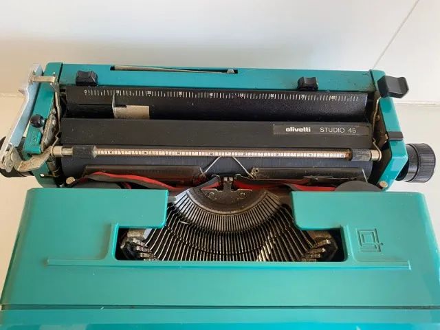 Máquina De Escrever Olivetti Studio 45 - Foto 3