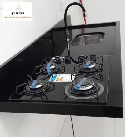 Pia Planejada / Área Gourmet -  Granito Preto São Gabriel - Foto 4