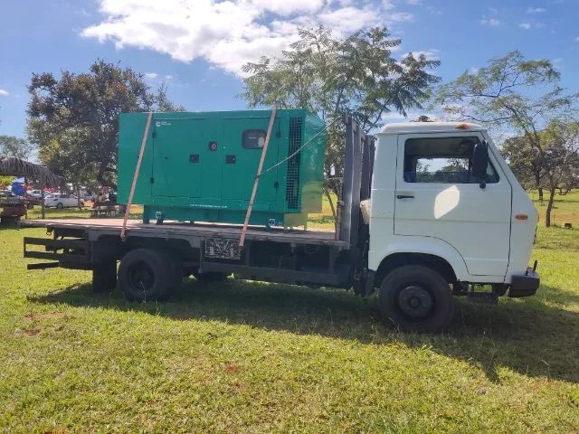 Locação e Aluguel de Geradores de Energia Pequeno, Médio E Grande Porte. - Foto 3