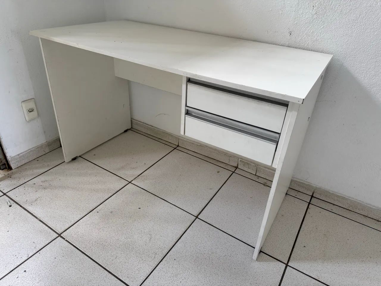 Mesa de escritório em MDF - Foto 2