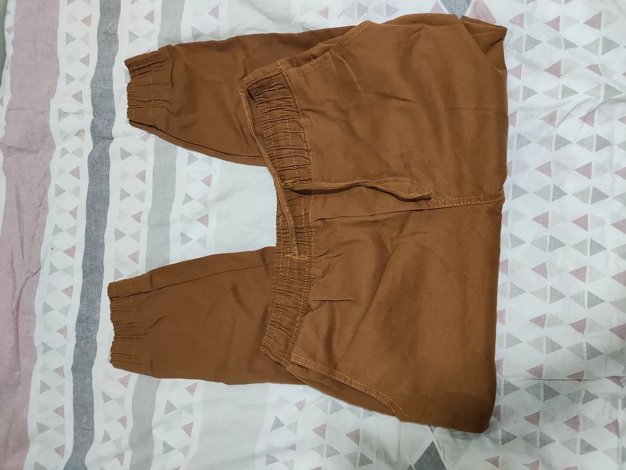 Calça Jogger Marrom - Conforto e Estilo!