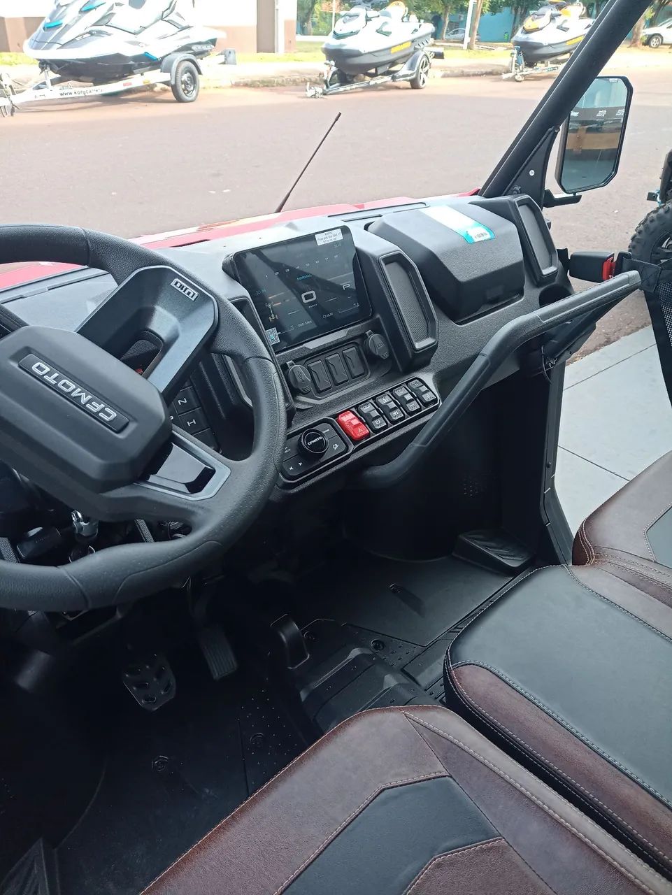 UTV UFORCE U10 PRO  - Foto 5