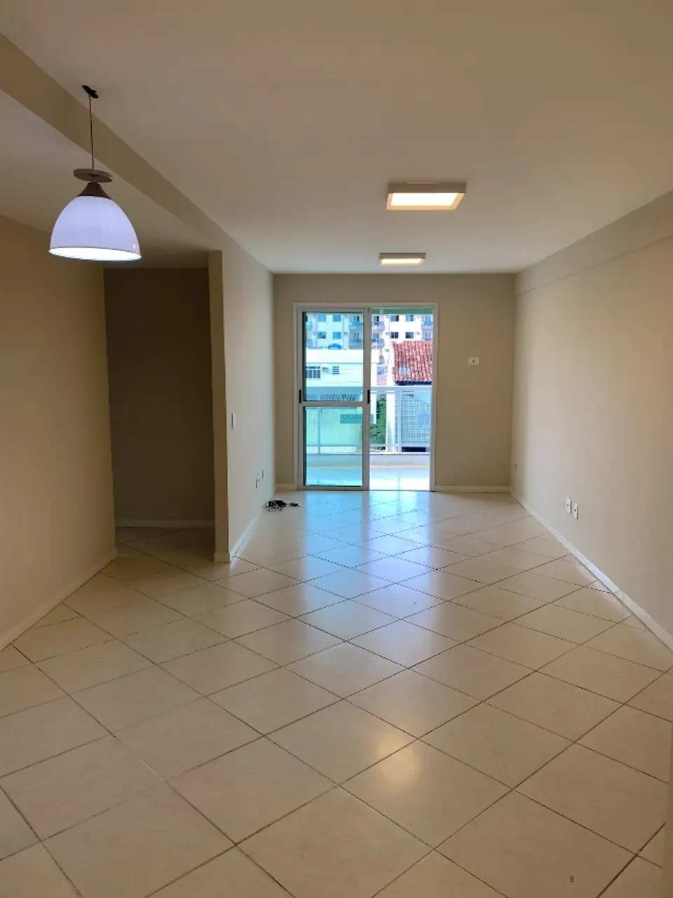 Apartamento 3 quartos (1 suíte) com vista para o mar - Imbetiba - Macaé/RJ