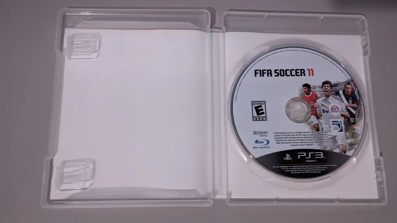 FIFA Soccer 11 - PS3 - Foto 2
