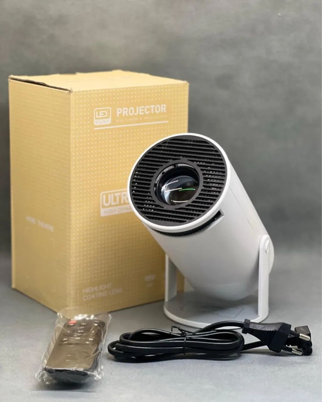 Projetor HY300 telão de cinema com Android 