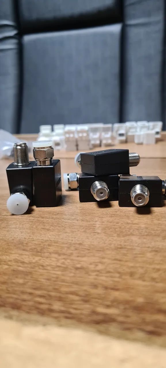 adaptadores de antena coaxial de 90 graus, especificamente para TVs da marca Samsung. - Foto 3