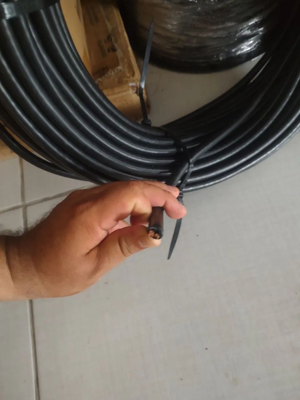 Cabo Elétrico diversos tamanho R$ 6