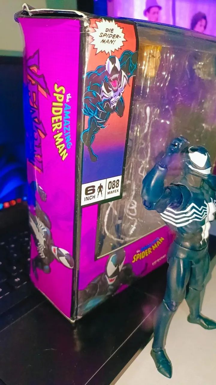 Action Figure Venom - Mafex 088 - Foto 5