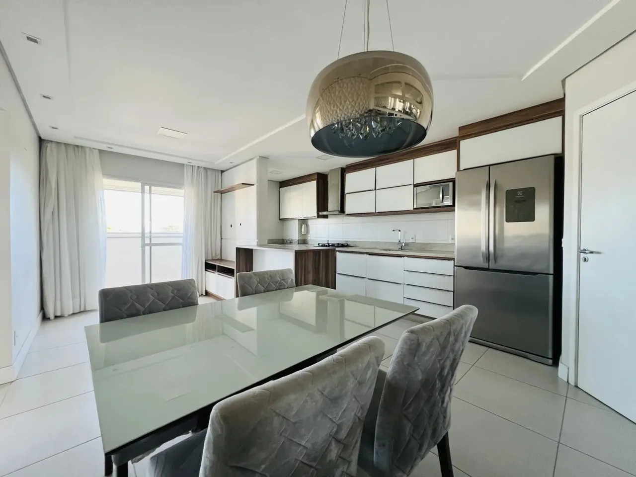 Apartamento à venda no bairro Areias 64m² com 2 dormitórios