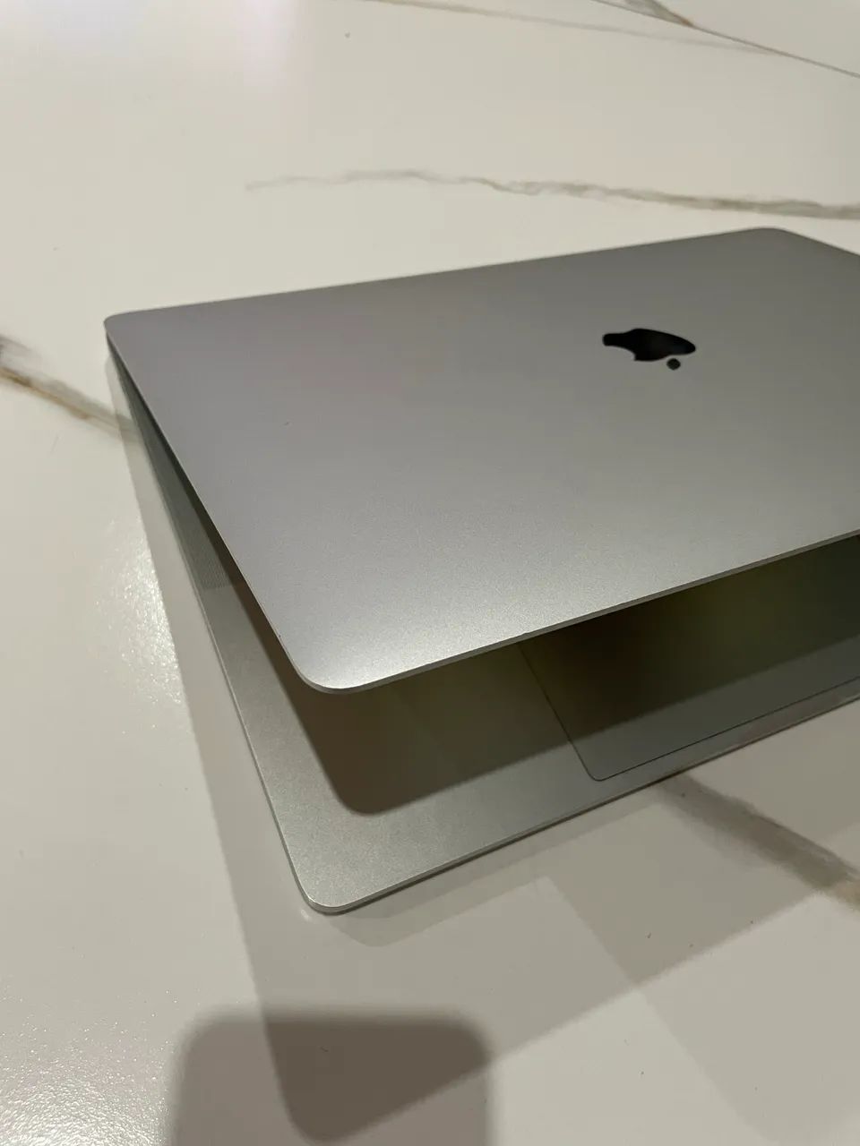 MacBook Pro 13インチ 2019 16GB 256GB i7 OTH PRODUTOS - MacBook Pro 2019, MUHN2LL/A, Tela 13.3
